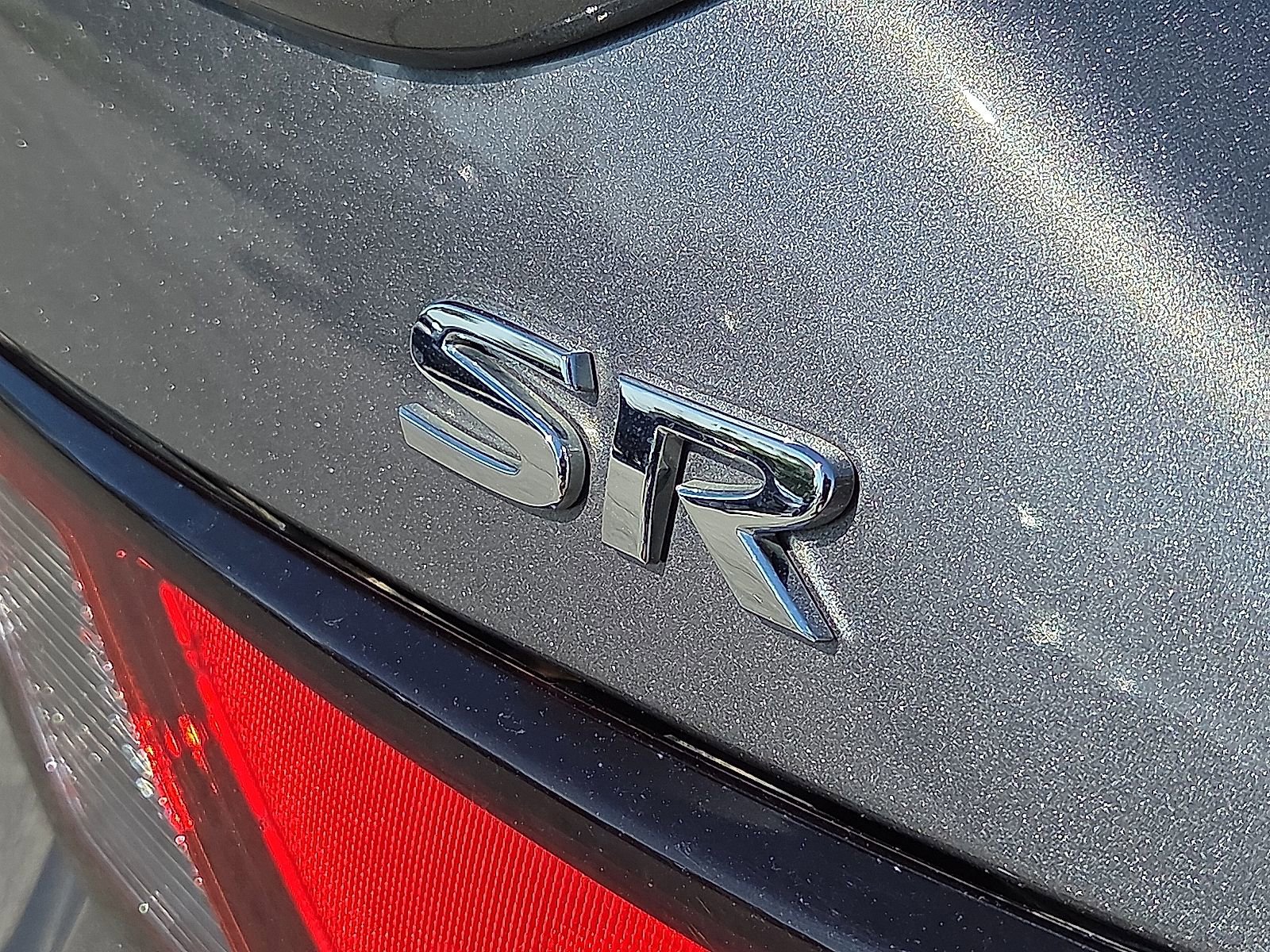 Used 2023 Nissan Sentra SR FWD image 8