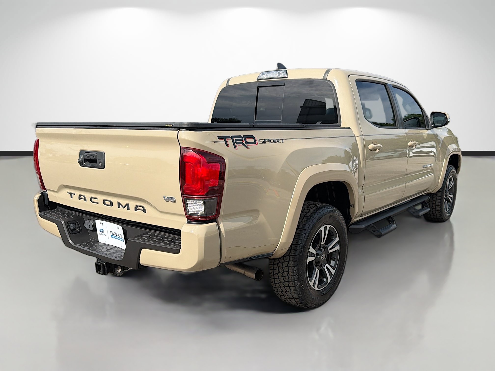 Used 2019 Toyota Tacoma TRD Sport RWD image 3
