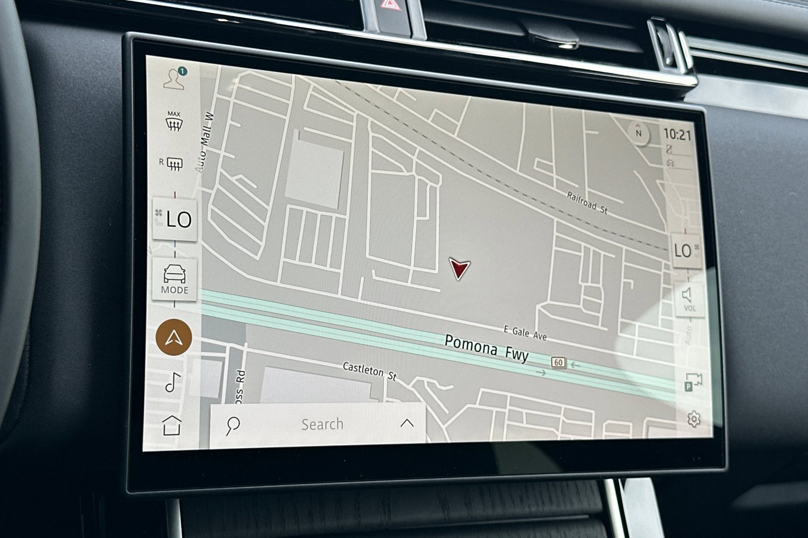 New 2026 Land Rover Range Rover Velar Dynamic SE image 22