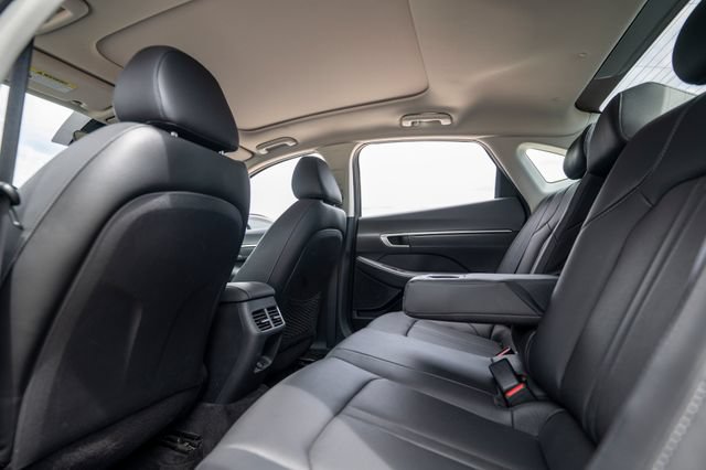 Used 2020 Hyundai Sonata Limited FWD image 35