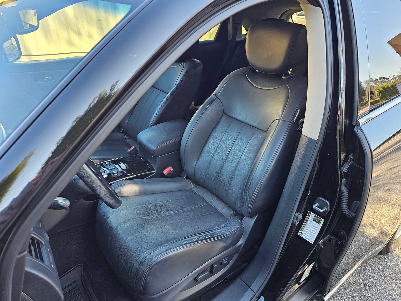 Used 2017 INFINITI QX70 2WD image 12