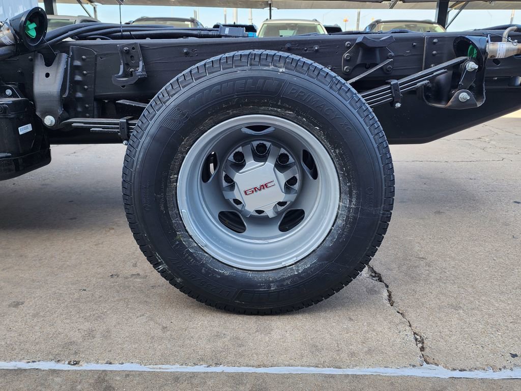 New 2026 GMC Sierra 3500 Pro w/ Convenience Package image 49