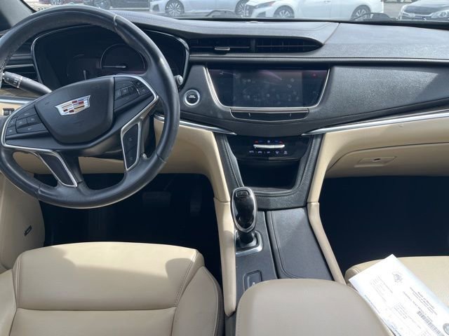 Used 2017 Cadillac XT5 FWD w/ LPO, Wheel Lock Package image 8