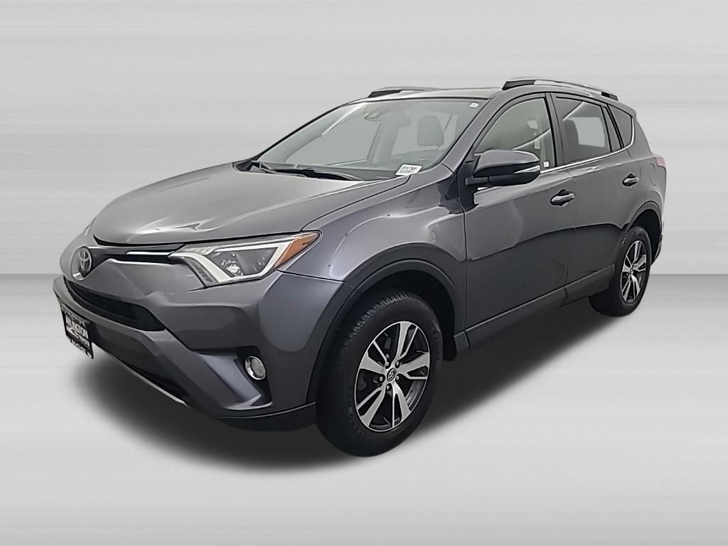 Used 2018 Toyota RAV4 XLE w/ Plus Extra Value Package FWD image 8