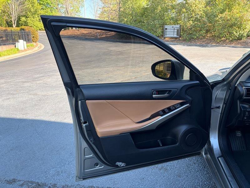 Used 2017 Lexus IS 300 AWD w/ Navigation System Package image 27