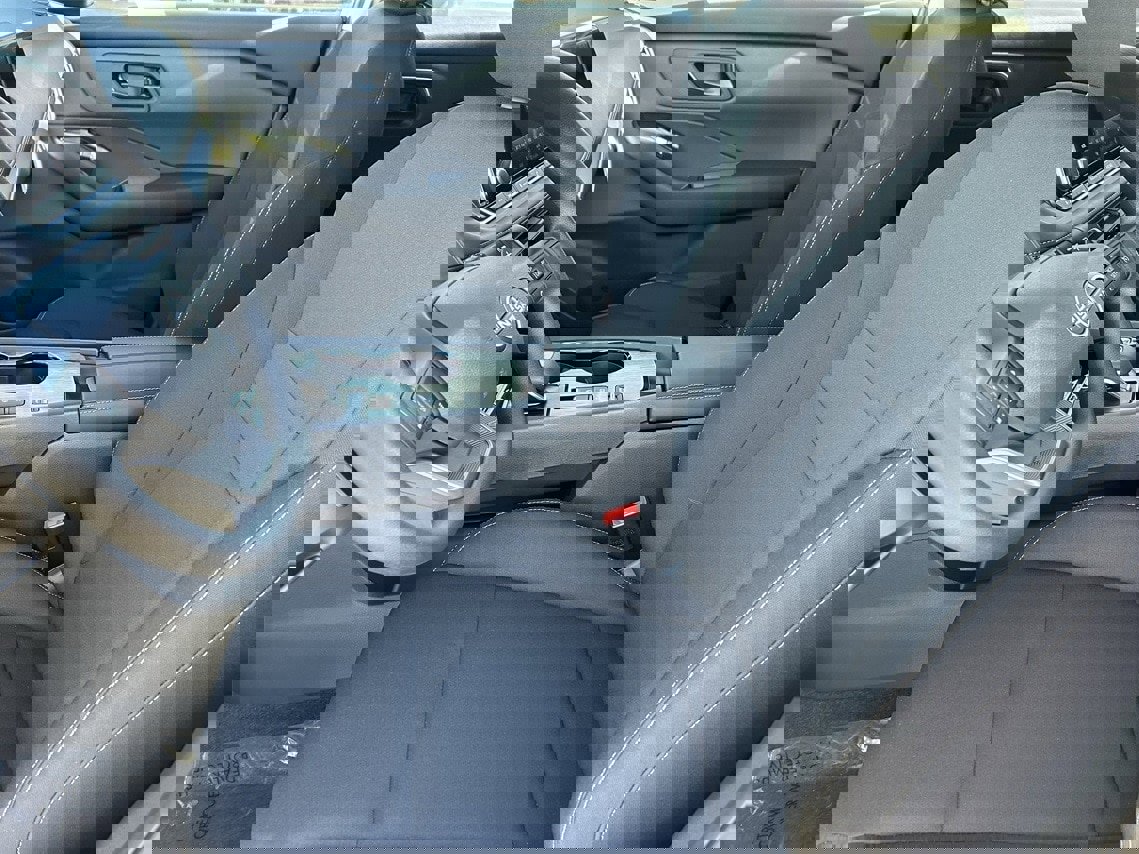 New 2026 Nissan Rogue S image 27