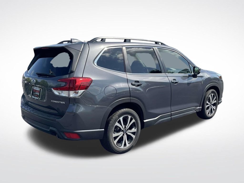 Used 2022 Subaru Forester Limited AWD/4WD image 8