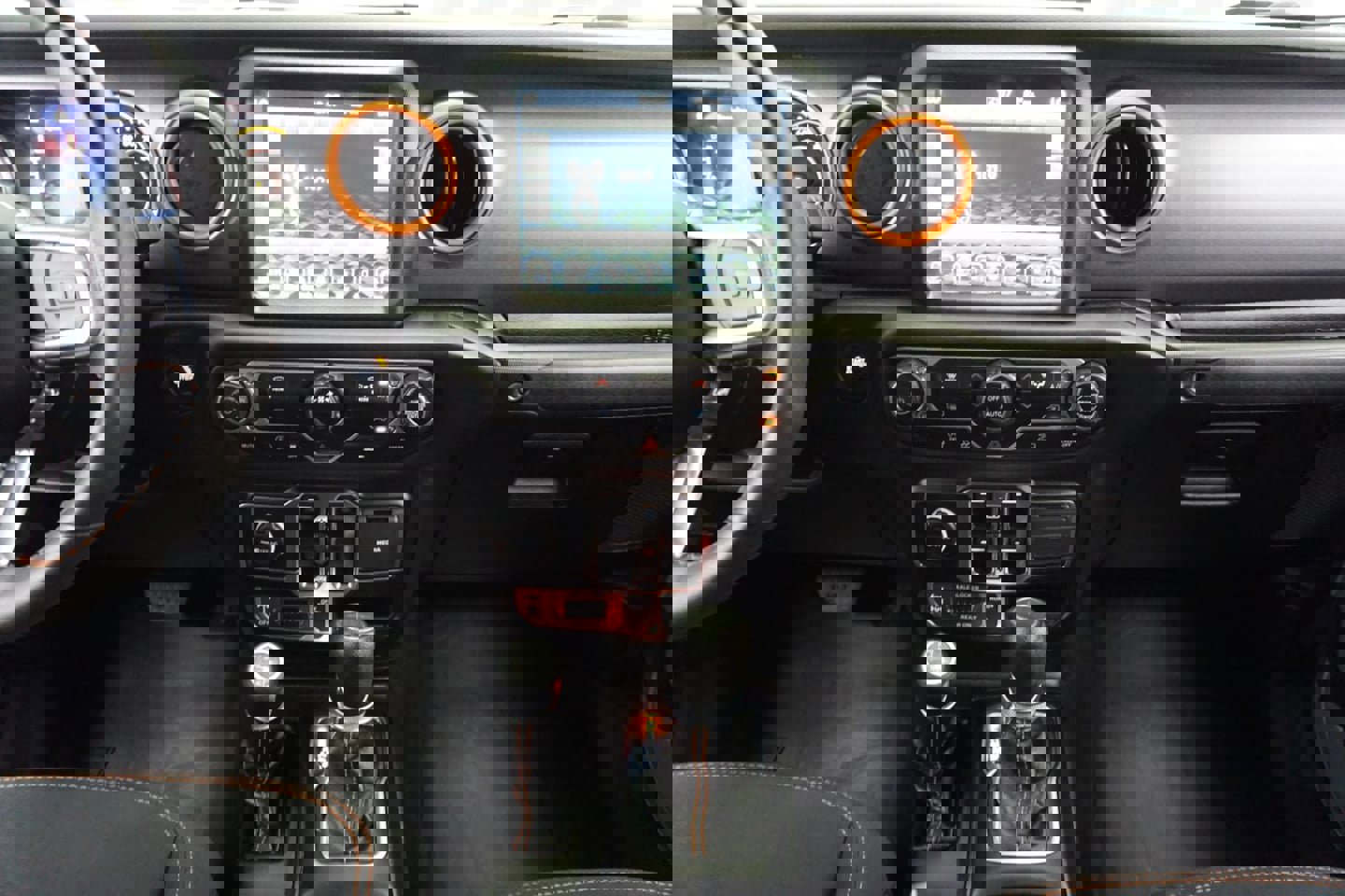 Used 2023 Jeep Gladiator Mojave w/ Trailer Tow Package image 18