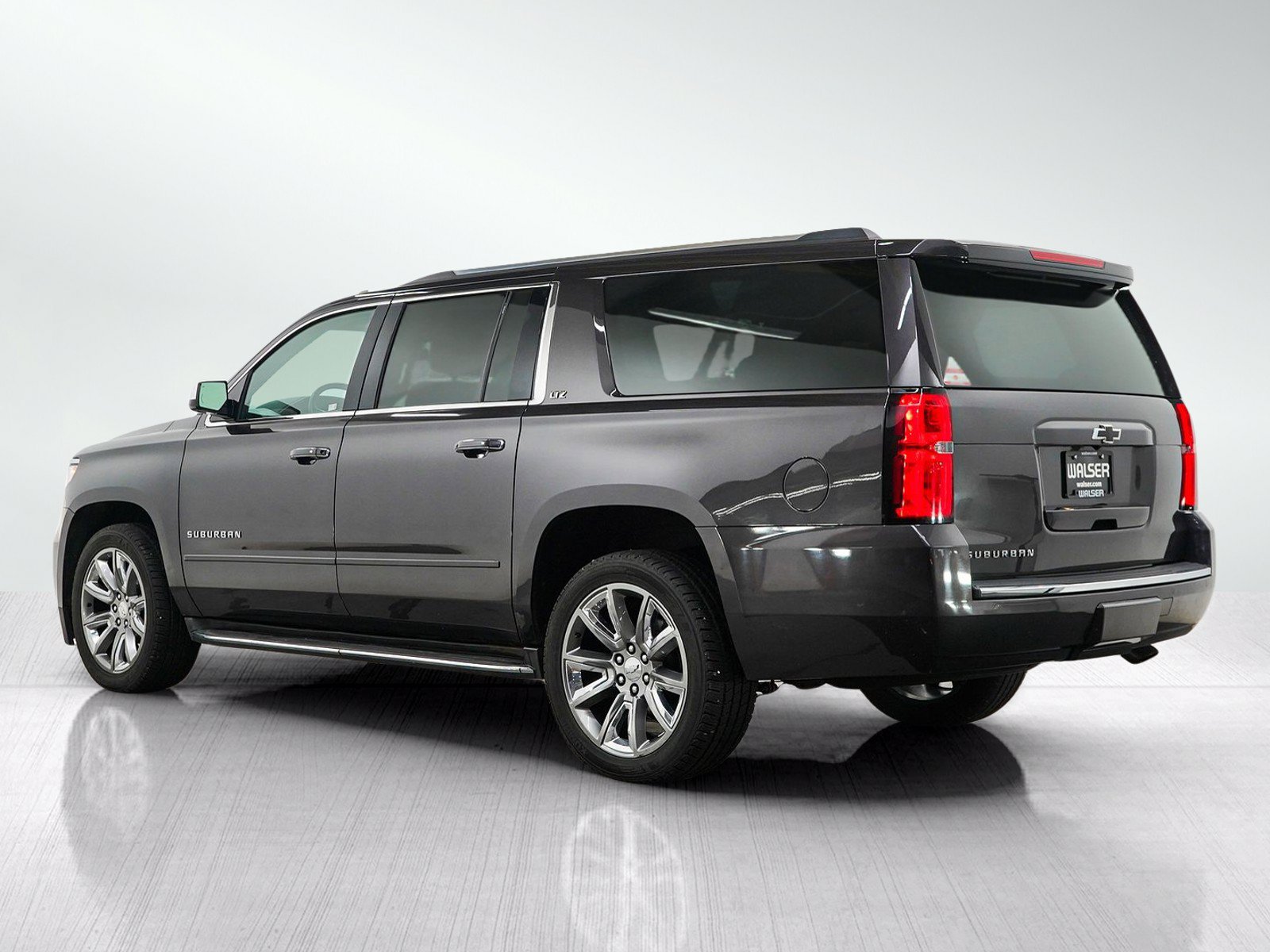 Used 2016 Chevrolet Suburban LTZ AWD/4WD image 3