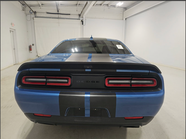 Used 2021 Dodge Challenger SRT Hellcat w/ Plus Package RWD image 7