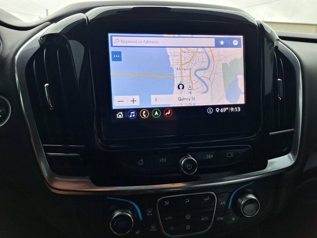 Used 2020 Chevrolet Traverse LT w/ LT Premium Package image 16