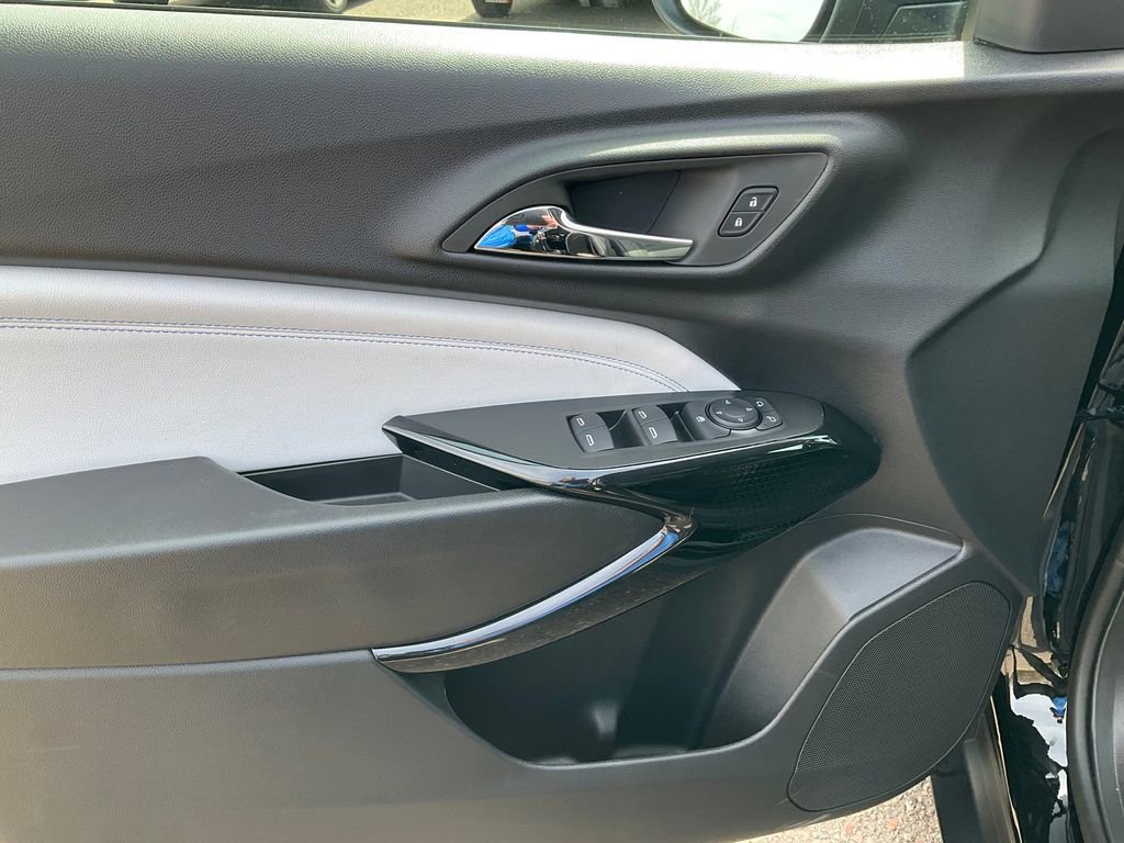 New 2026 Chevrolet Trax LT FWD image 15