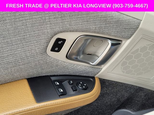 Used 2016 BMW i3 w/ Range Extender RWD image 16