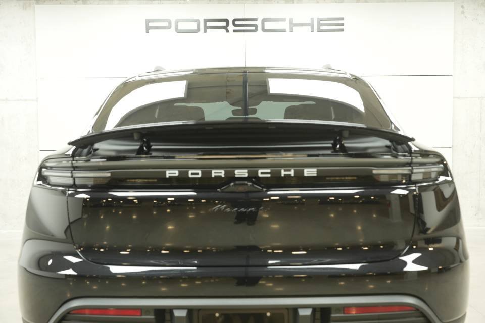 New 2026 Porsche Macan 4 Electric AWD/4WD image 44