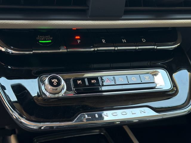 New 2026 Lincoln Corsair Premiere image 32