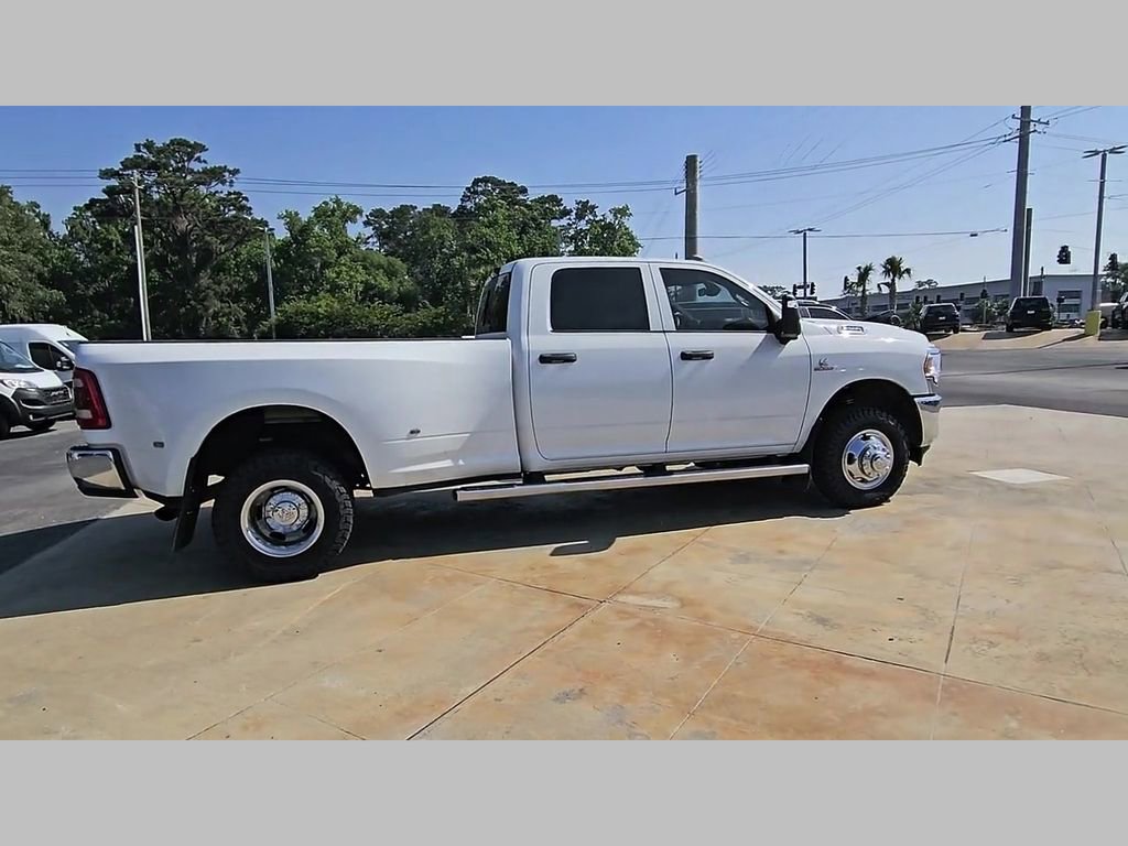 Used 2024 RAM 3500 Tradesman w/ Towing Technology Group AWD/4WD image 32