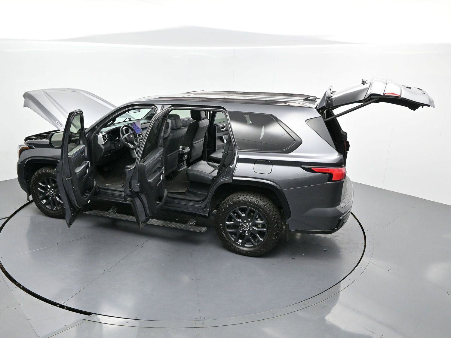 Used 2023 Toyota Sequoia Platinum AWD/4WD image 49