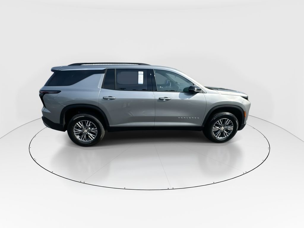 New 2026 Chevrolet Traverse LT FWD image 9