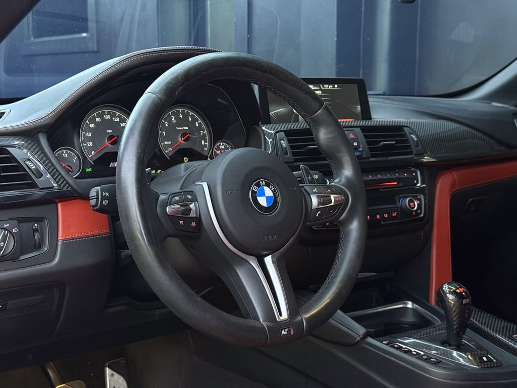 Used 2015 BMW M4 Convertible RWD image 14