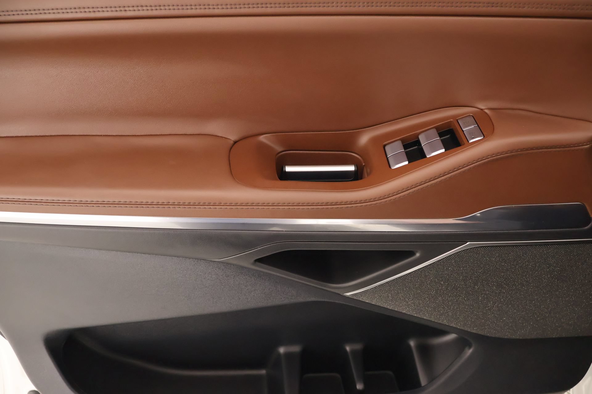 Used 2025 Lincoln Navigator L Reserve AWD/4WD image 18