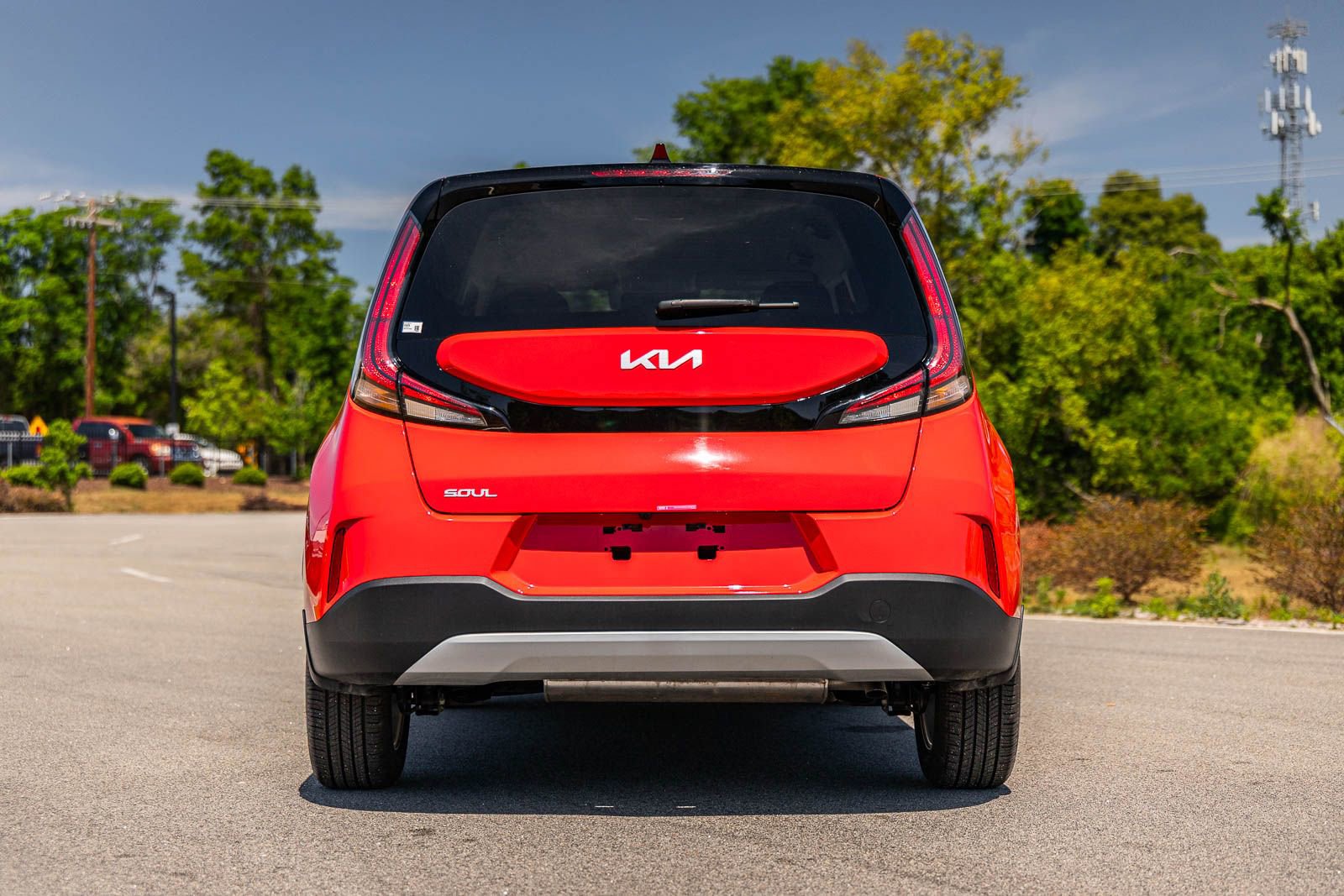 Used 2025 Kia Soul LX w/ LX Technology Package FWD image 6