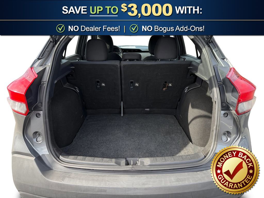 Used 2019 Nissan Kicks SV image 24