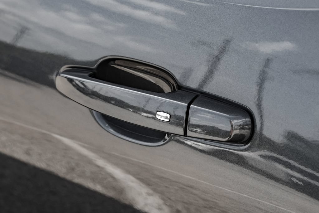 Used 2023 Chevrolet Camaro SS RWD image 33