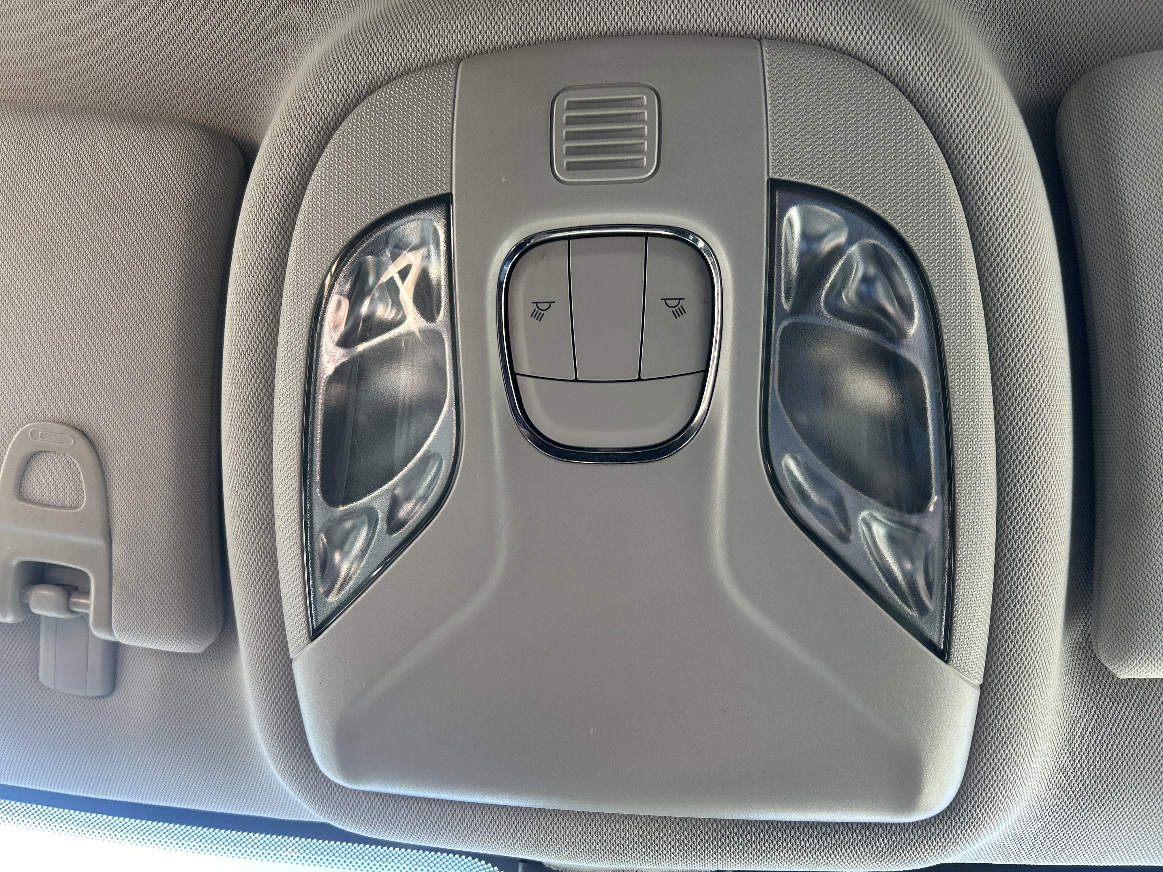 Used 2020 Jeep Compass Sport image 27