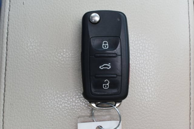 Used 2015 Volkswagen Jetta TDI SE FWD image 27
