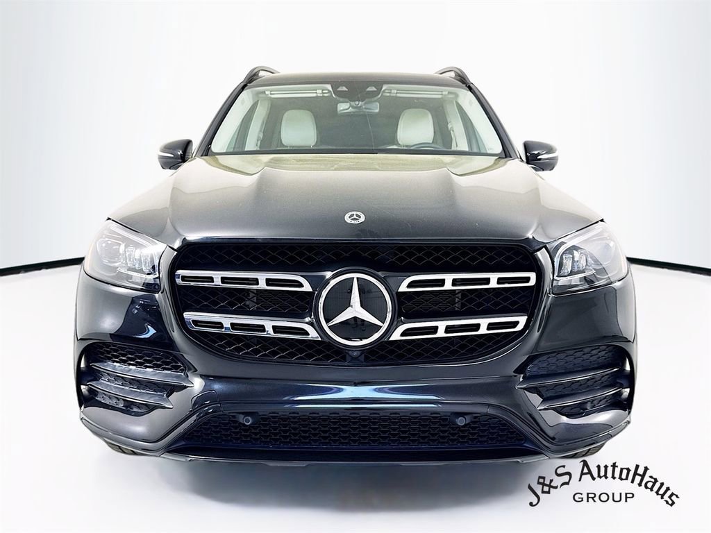 Used 2022 Mercedes-Benz GLS 450 4MATIC image 2