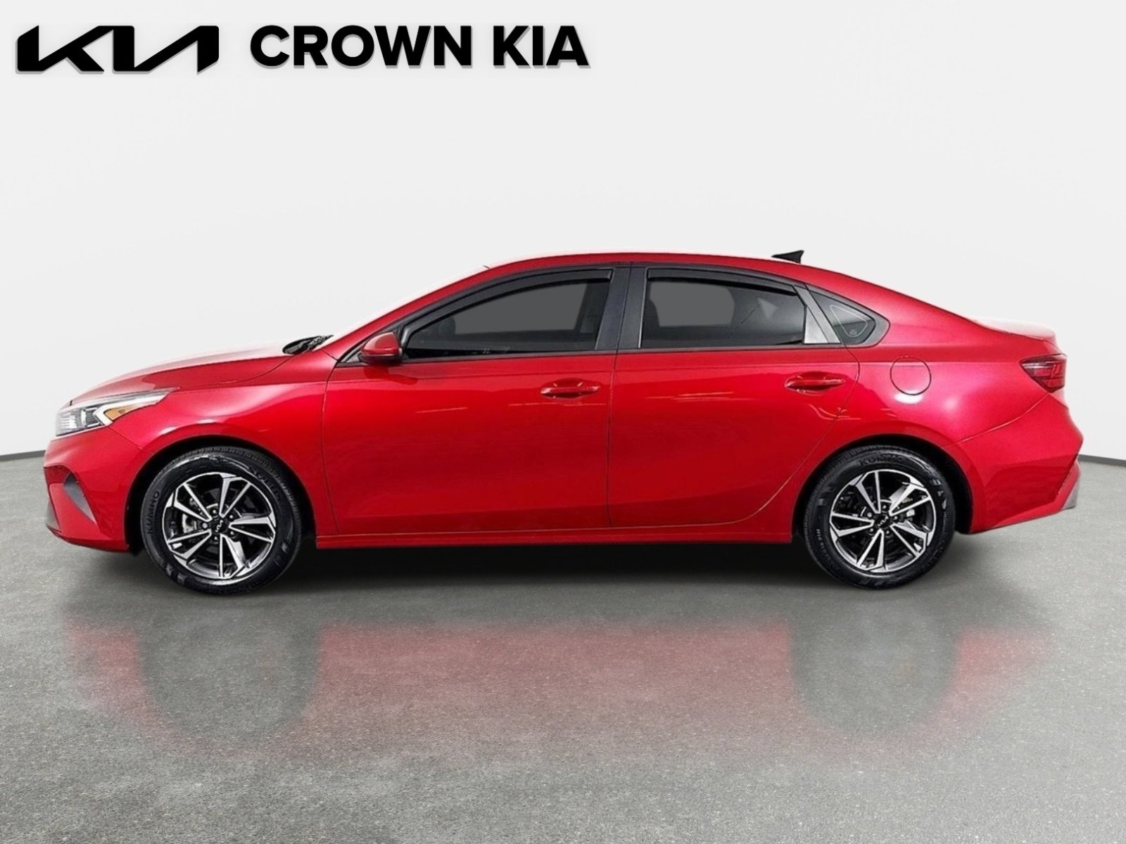 Used 2023 Kia Forte LXS image 8