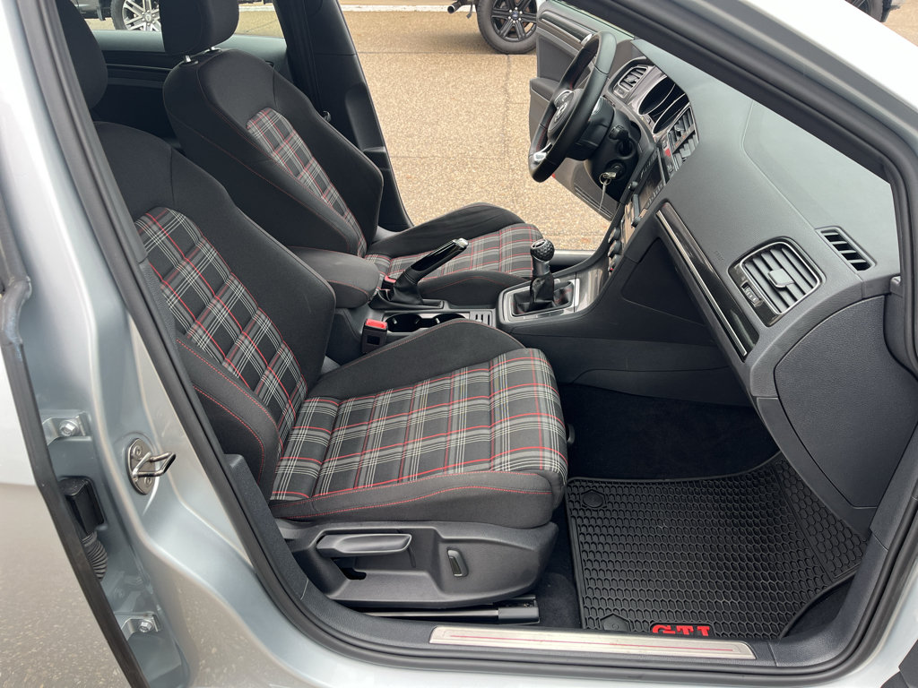 Used 2017 Volkswagen GTI S FWD image 24