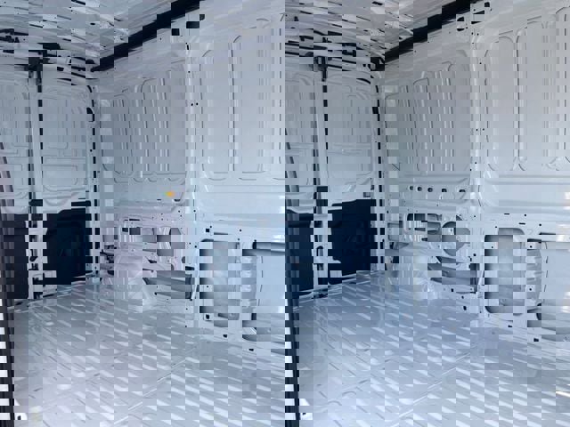 New 2025 Ford Transit 250 148 Medium Roof image 17