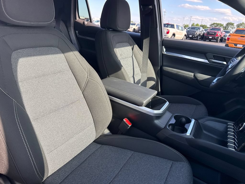 New 2027 GMC Terrain Elevation w/ Black Edition AWD/4WD image 35