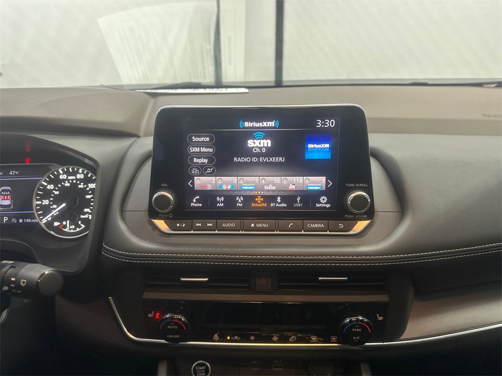 Used 2023 Nissan Rogue SV w/ SV Premium B Package image 30