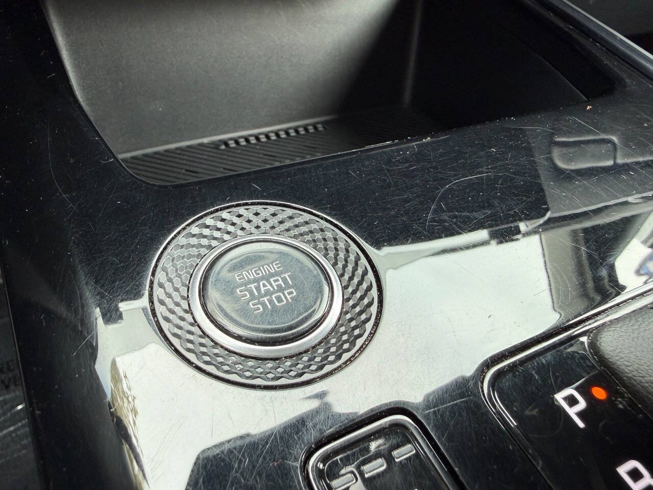 Used 2024 Kia Niro EX FWD image 38