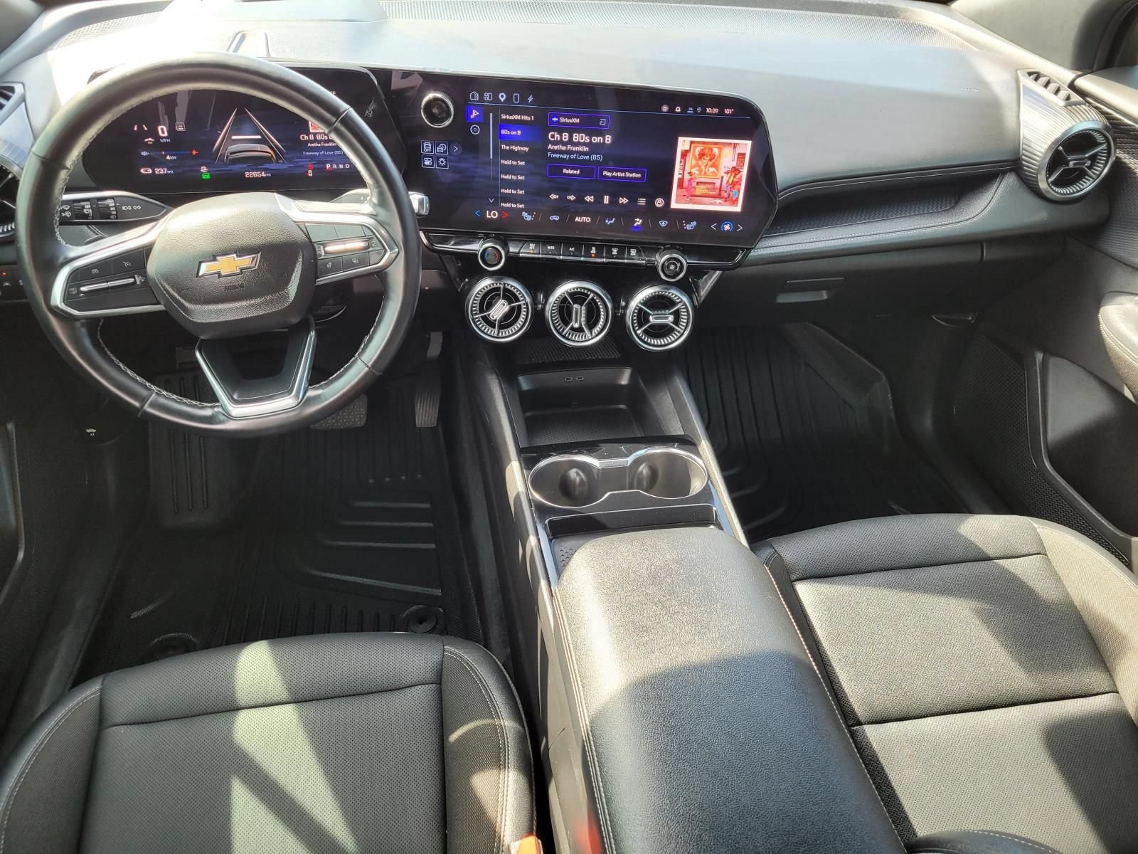 Used 2024 Chevrolet Blazer EV LT AWD/4WD image 17