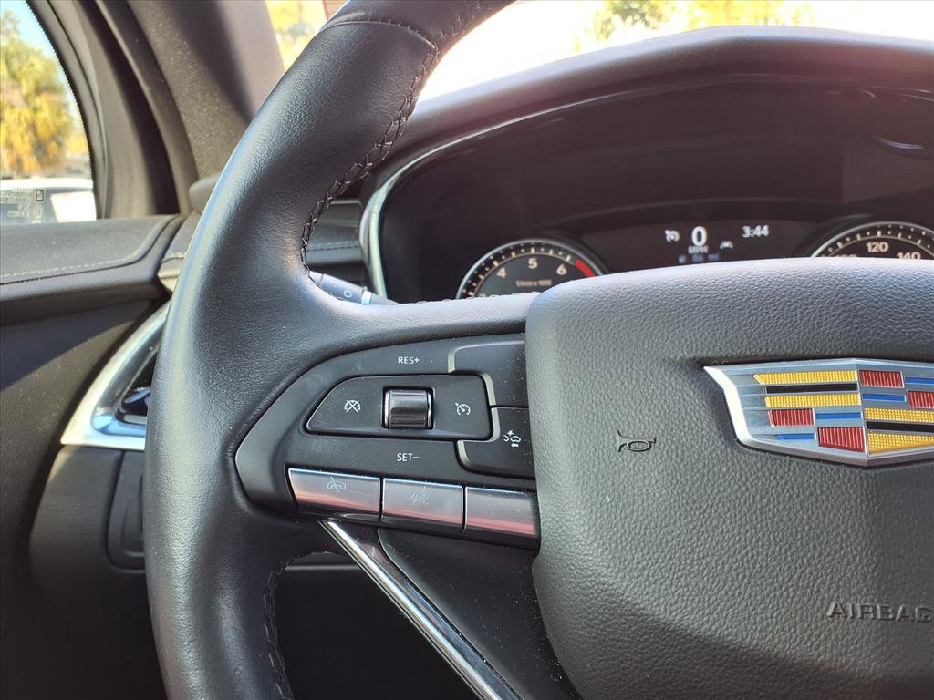 Certified 2024 Cadillac XT6 Luxury image 17