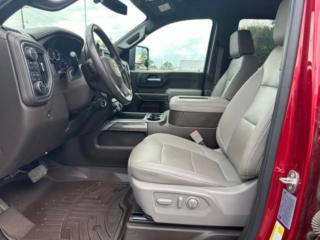 Used 2022 Chevrolet Silverado 2500 LTZ w/ LTZ Convenience Package AWD/4WD image 15
