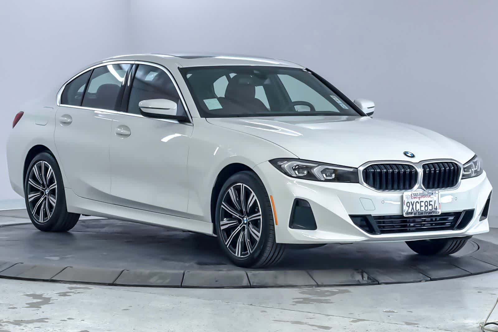 Used 2026 BMW 330i Sedan RWD image 9