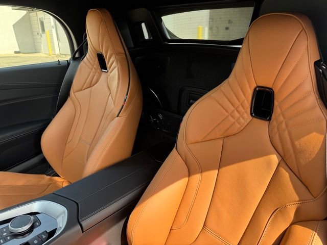 Used 2025 BMW Z4 M40i w/ Edition image 16