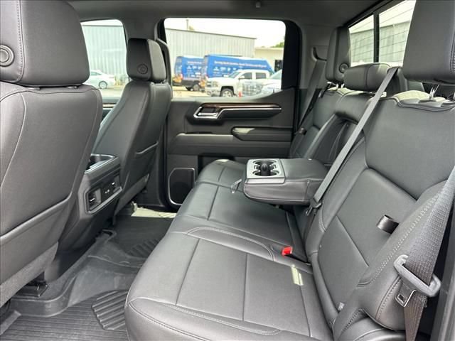 Certified 2024 Chevrolet Silverado 1500 RST AWD/4WD image 19