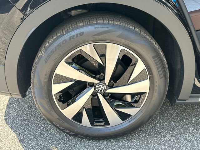 New 2026 Volkswagen ID.4 Pro RWD image 17