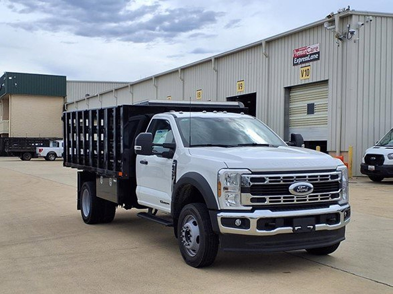 New 2024 Ford F450 XL w/ Snow Plow Prep Package AWD/4WD image 2