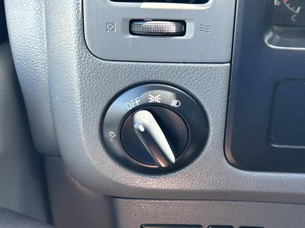 Used 2019 Nissan NV 1500 S w/ Back Door Glass Package RWD image 29
