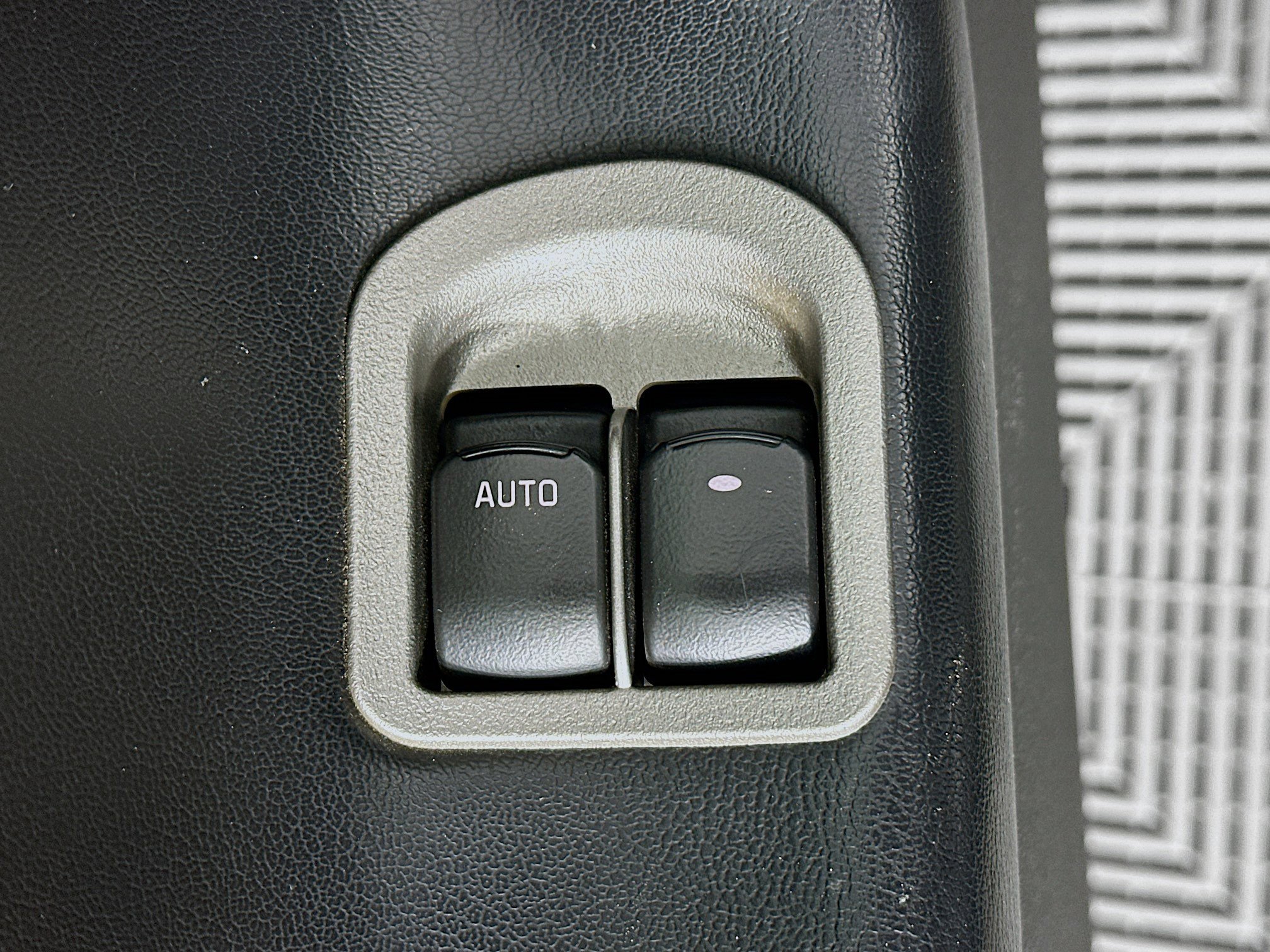 Used 2008 Pontiac Solstice GXP w/ Premium Package image 15