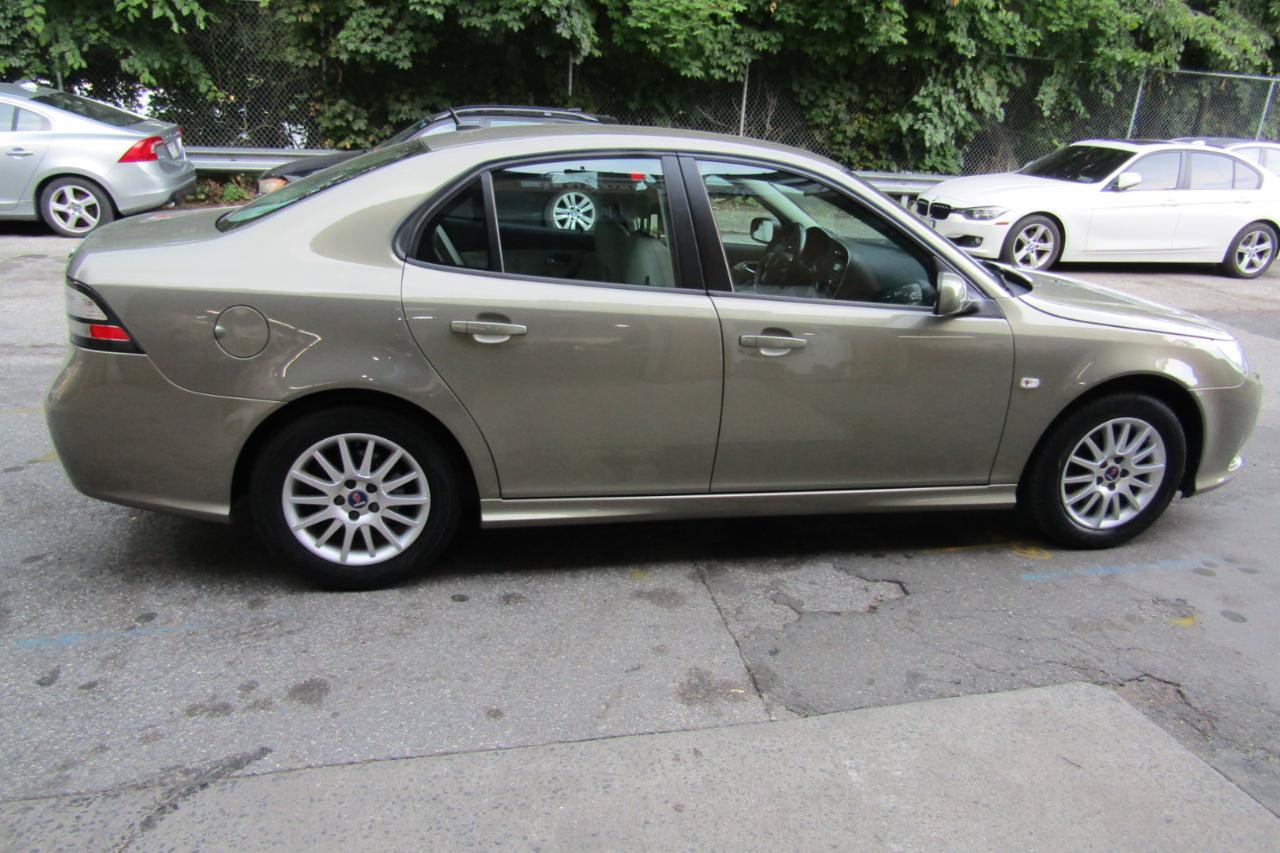 Used 2008 Saab 9-3 2.0T w/ Cold Weather Package FWD image 23