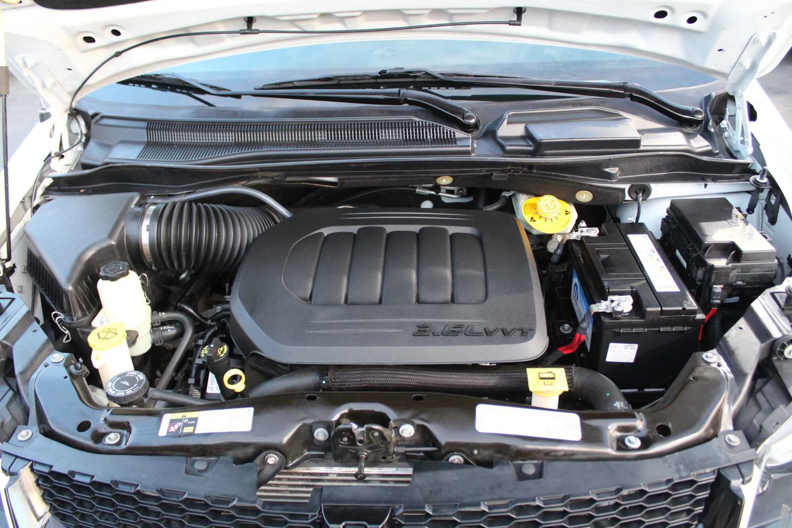 Used 2019 Dodge Grand Caravan SE FWD image 32