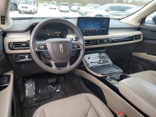 Used 2022 Lincoln Nautilus FWD image 10