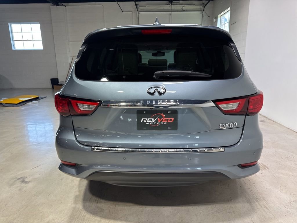 Used 2017 INFINITI QX60 Luxe w/ Deluxe Technology Package AWD/4WD image 6